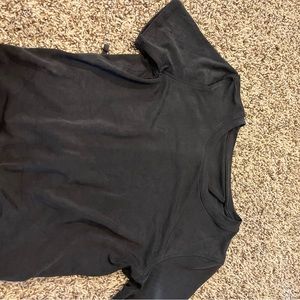 Iululemon keyhole shirt